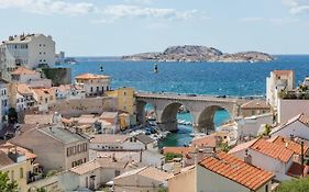T2 SUPERBE VUE MER et Vallon Des Auffes